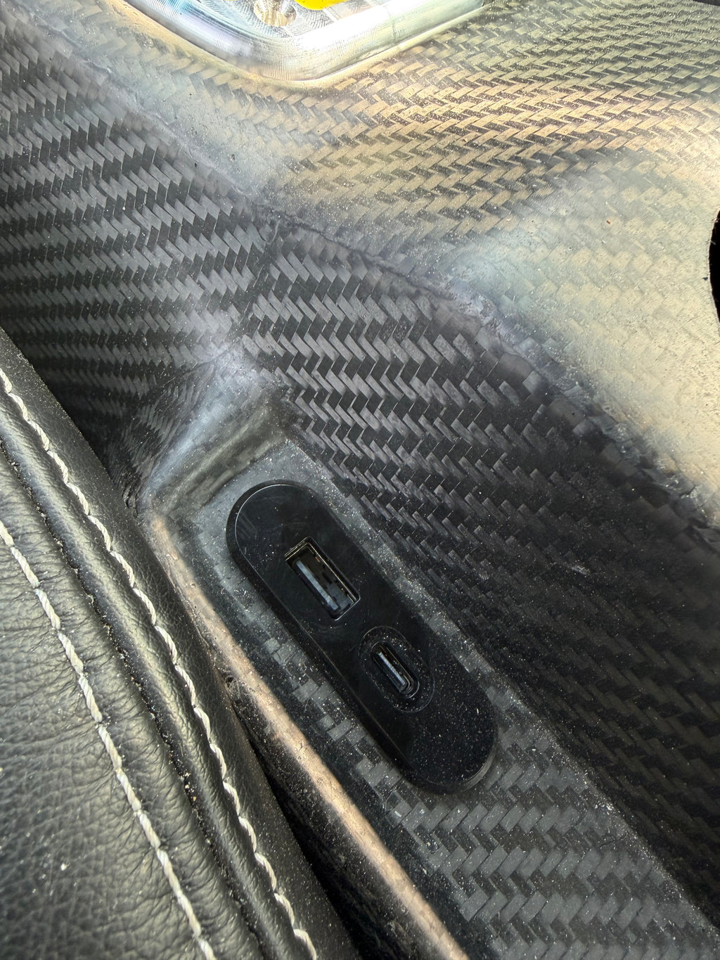 CARBON SHORTY CONSOLE